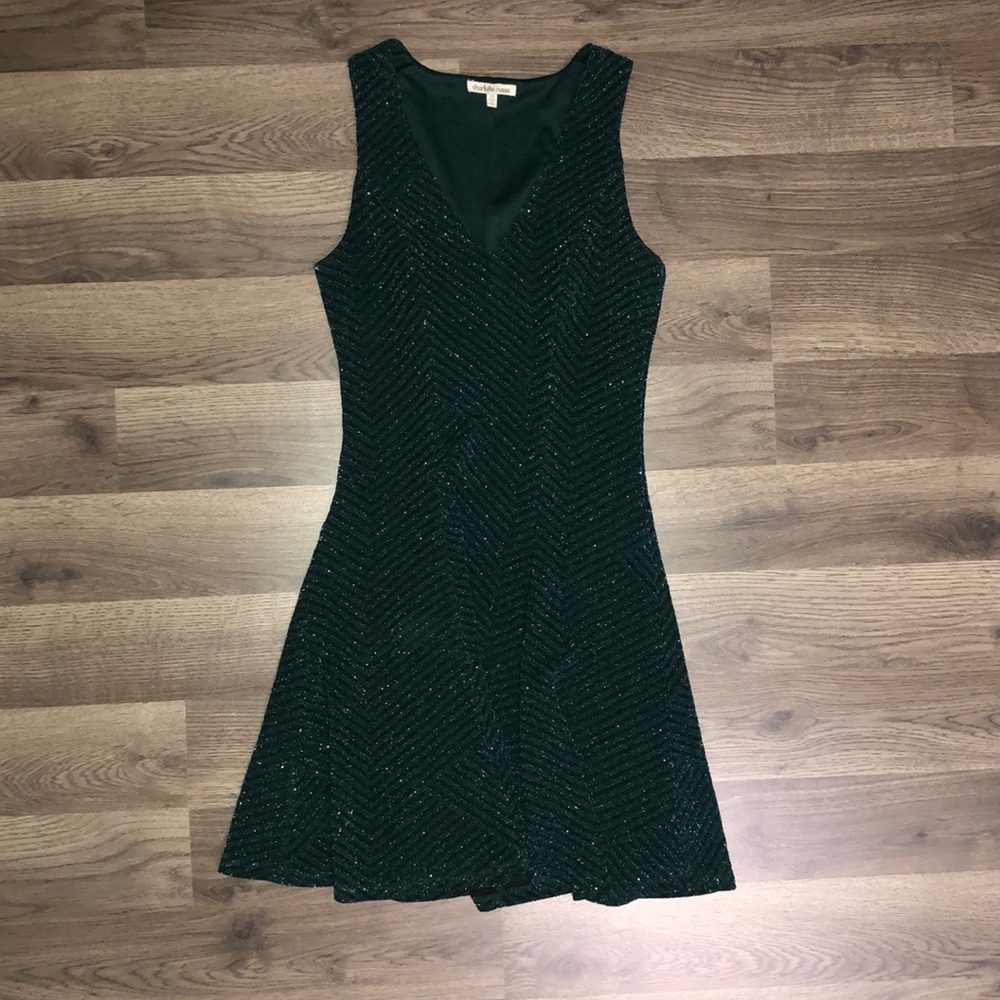 Short emerald green dress. XS. Charlotte Russe. Lightly worn.